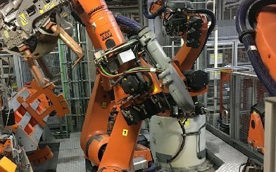 <b>使用機器人焊接時需要注意哪些事項？</b>